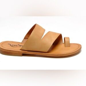 💥PRICE DROP💥 Abilene Leather Toe Loop Sandals